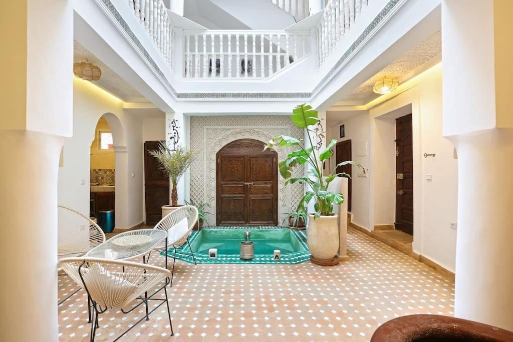 Riad El Khir En Centre Ville Rooftop Et Bassin Marrakesch Exterior foto