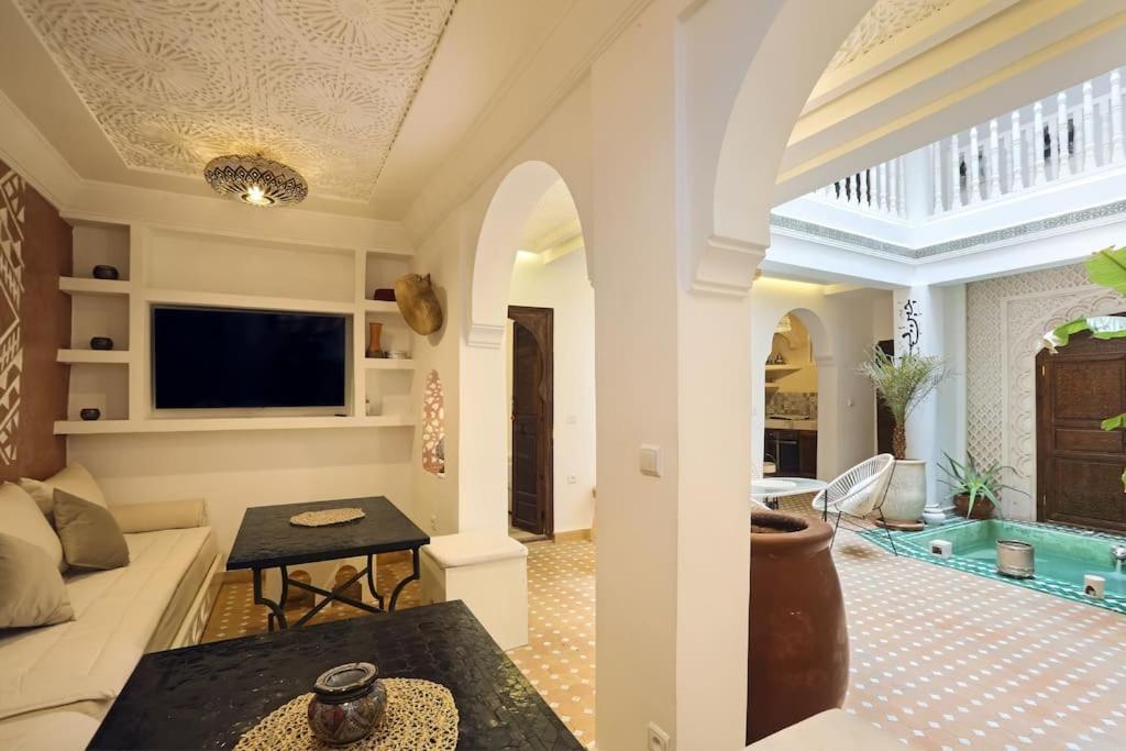 Riad El Khir En Centre Ville Rooftop Et Bassin Marrakesch Exterior foto
